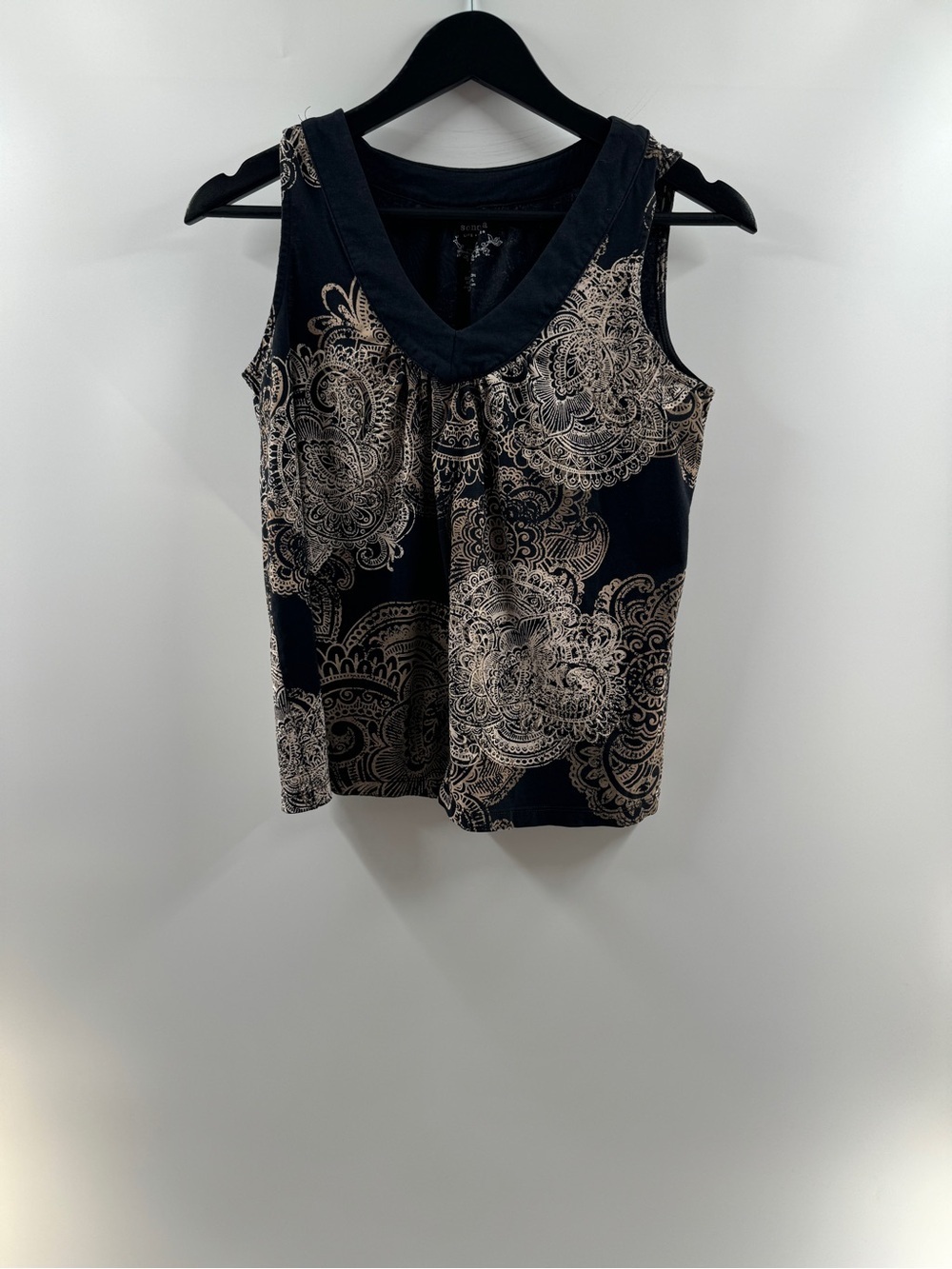 Sonoma Printed V Neck Tank Top – Women’s Small